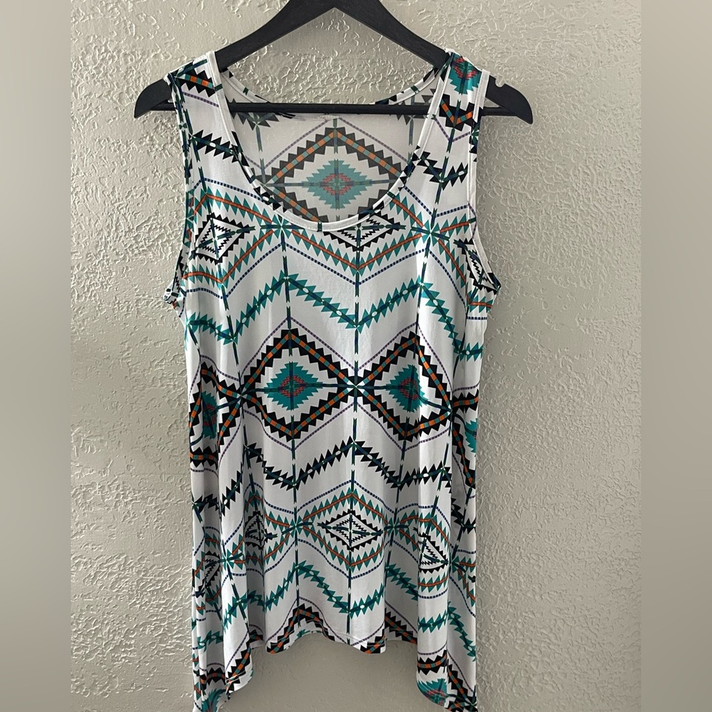 Women’s Boho Western Geometric‎ Pattern Sleeveless Top Size large